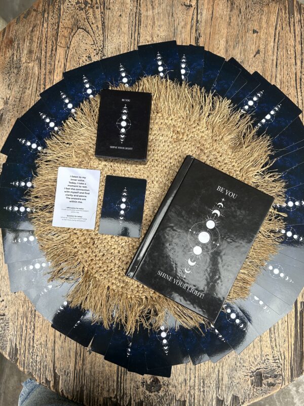 Journal & Carddeck be you & shine your light. Denise Roerdink